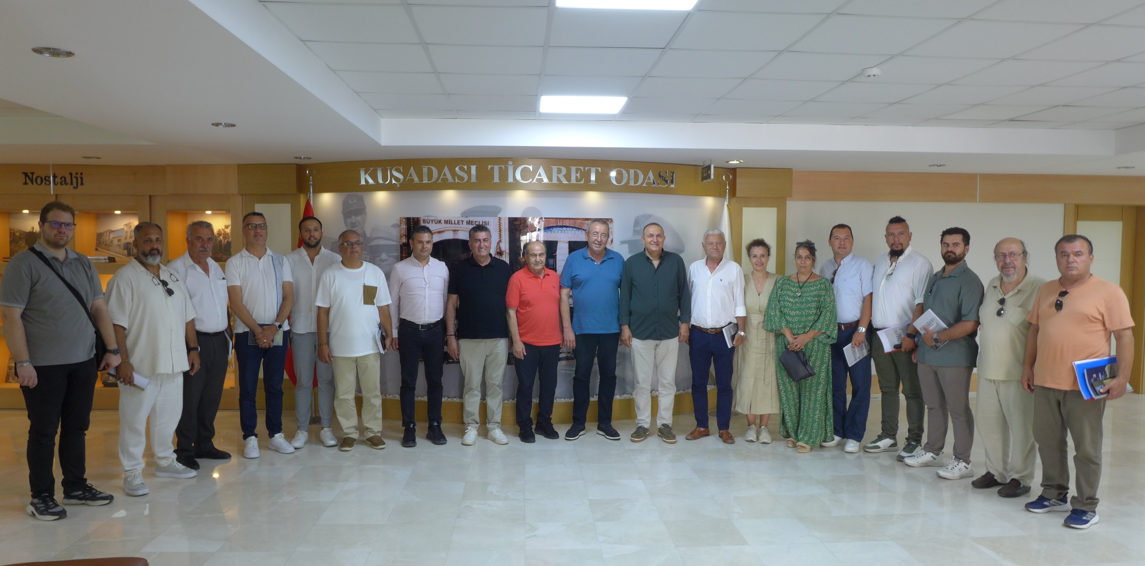 İYİ PARTİ AYDIN MİLLETVEKİLİ ÖMER KARAKAŞ VE BERABERİNDEKİ HEYET ODAMIZI ZİYARET ETTİ